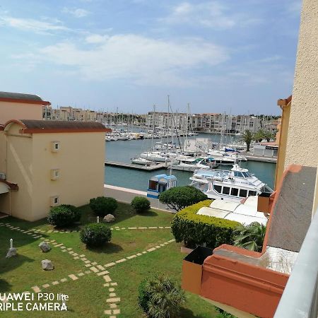 Апартаменты Sur Le Port, Studio Avec Vue Sur La Marina Груиссан Экстерьер фото